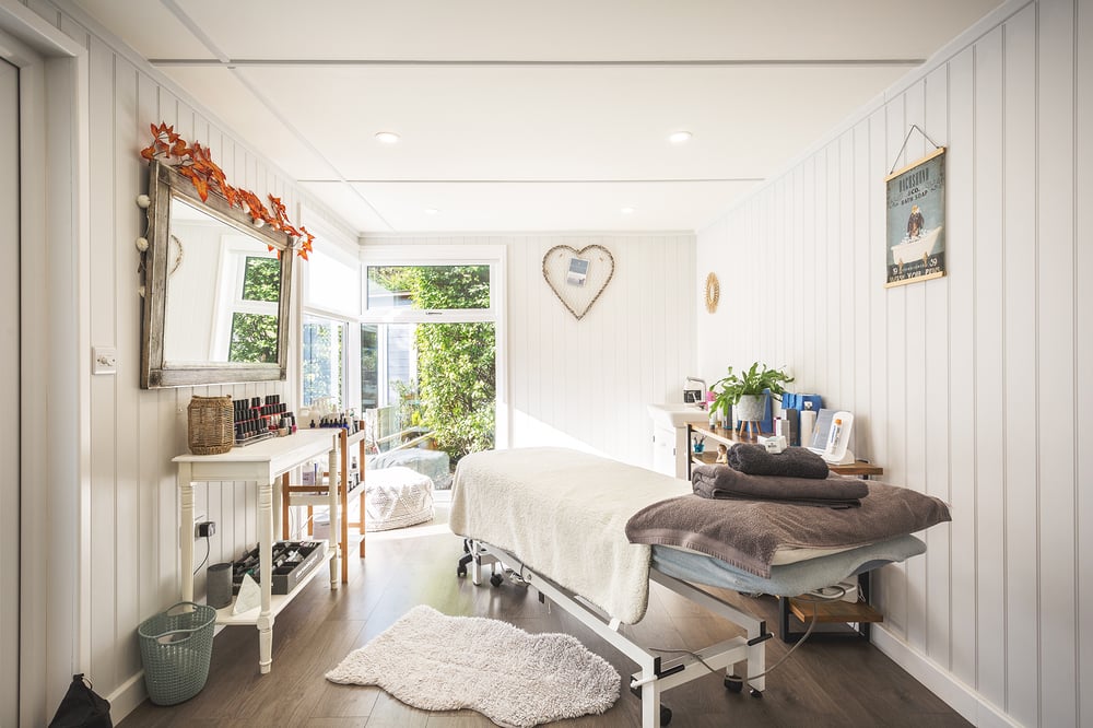 10 Tips For Starting a Beauty Therapy Business From Home